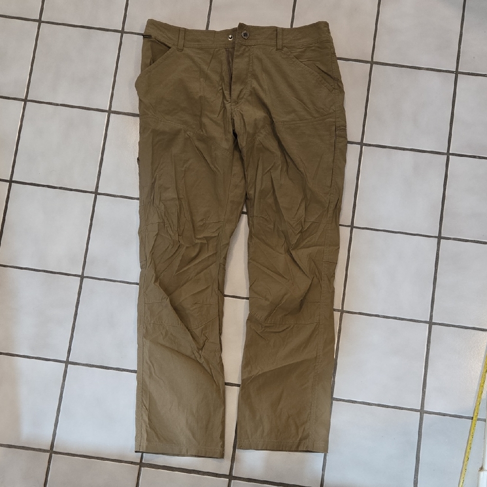 Kuhl Tan Chinos Classic Straight Leg
